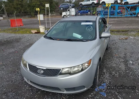 2013 Kia Forte Lx z USA, uszkodzony, nr VIN KNAFT4A2XD5654731